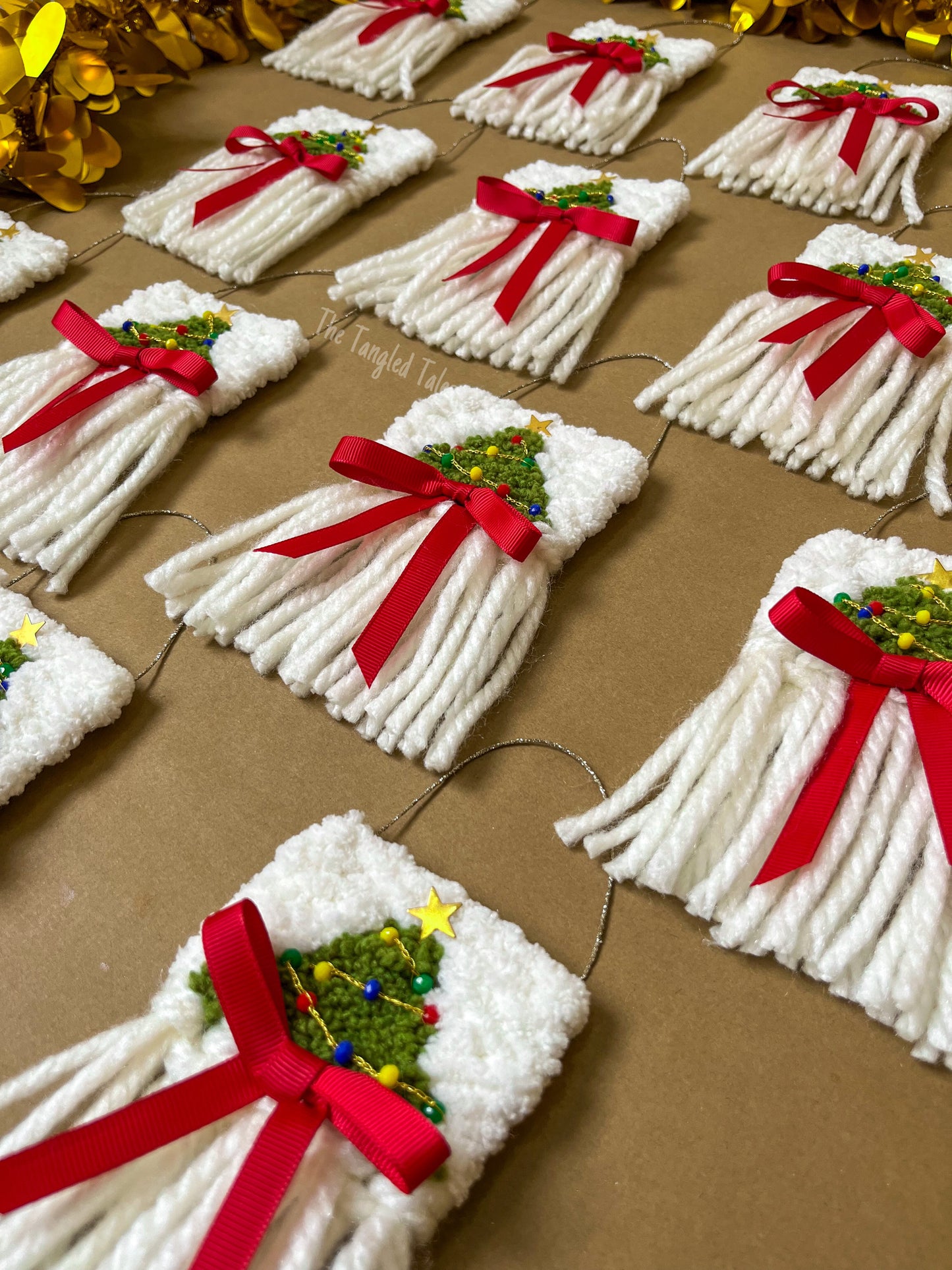 CHRISTMAS TREE WEAVED ORNAMENT