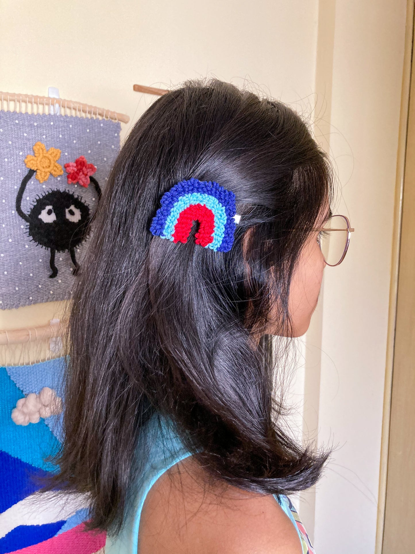 BLUE RAINBOW CLIP