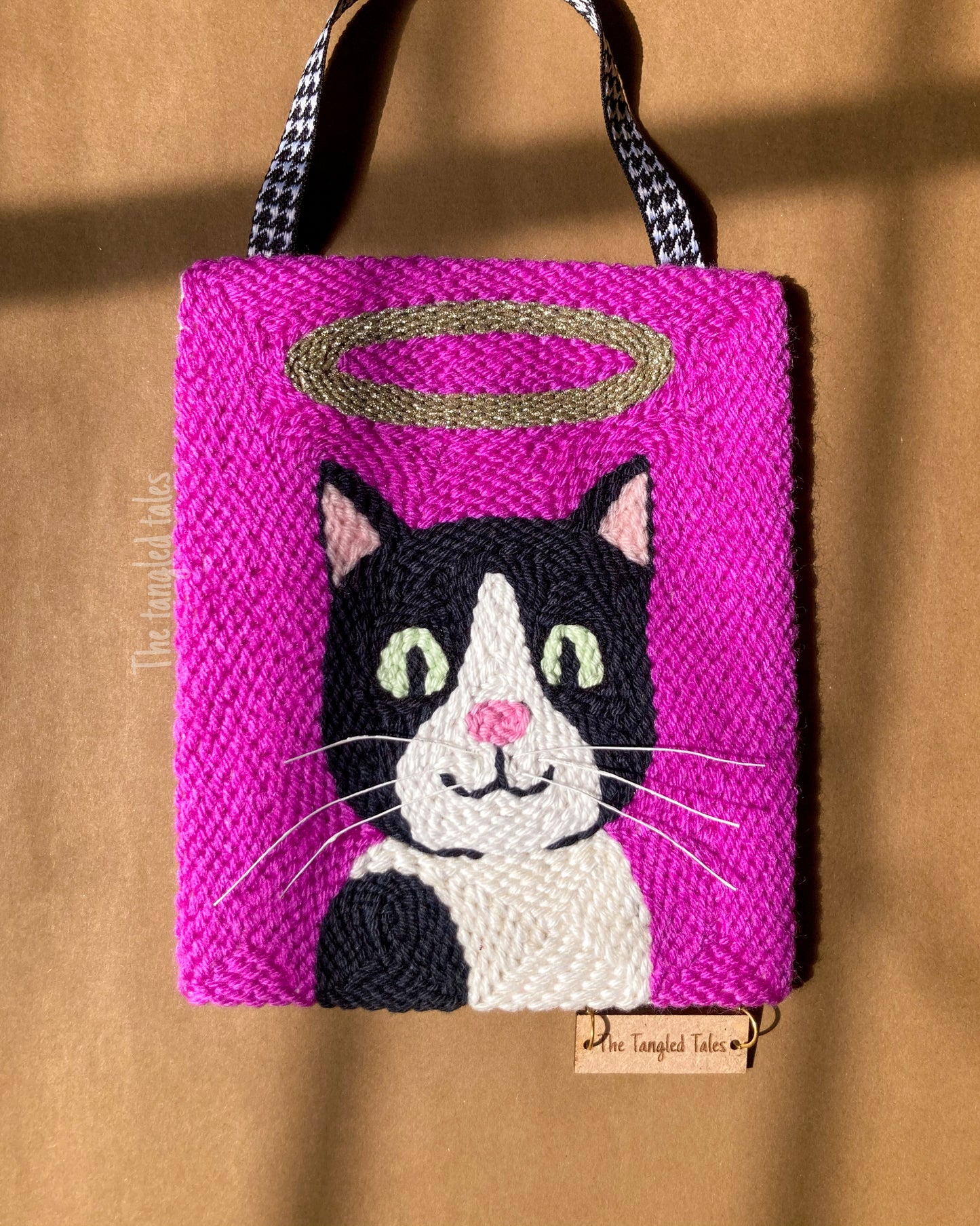 PET PORTRAIT HANGING