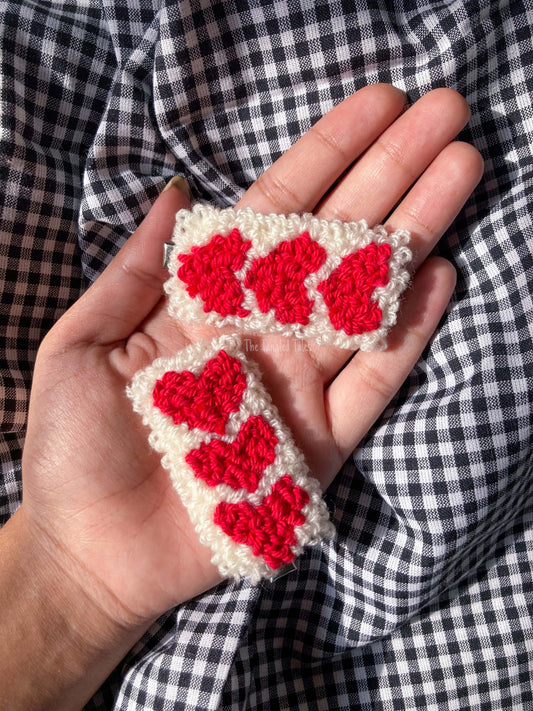 LITTLE HEARTS CLIP PAIR