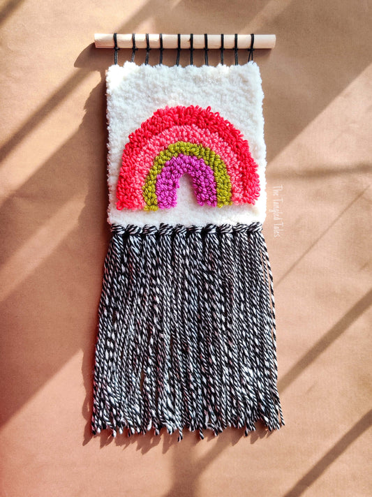 FLUFFY RAINBOW WEAVING