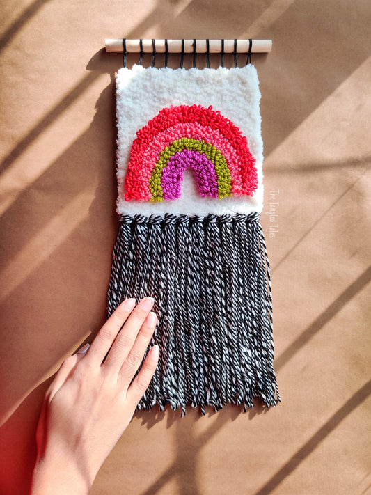 FLUFFY RAINBOW WEAVING